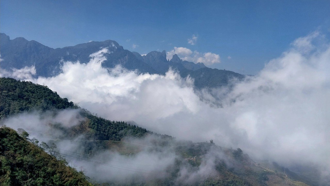 Epic 15-Day Ha Giang to Sapa Mountain Bike Tour